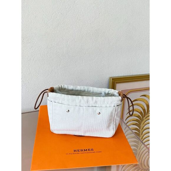 Hermès Women Pre-Loved Bag Very Good Condition